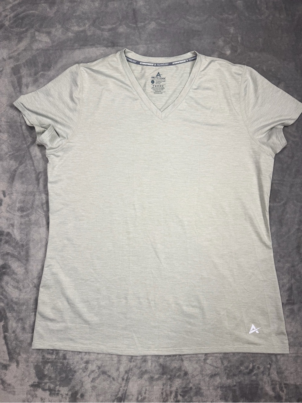 Artic Cool Women's V-Neck Short Sleeve Tee